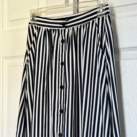 2 H&M Midi Striped Skirt - Picture 3 of 5